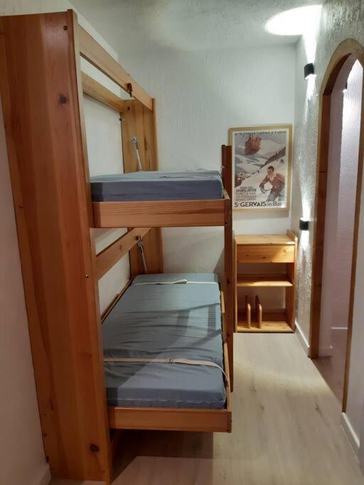Appartement Meuble Avec Vue Sur Les Montagnes Et Piscine L'Ete Saint-Gervais-les-Bains Exteriör bild