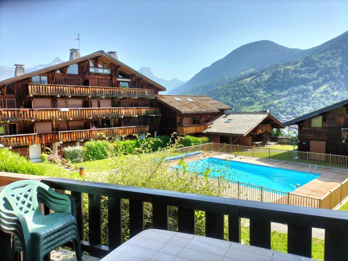 Appartement Meuble Avec Vue Sur Les Montagnes Et Piscine L'Ete Saint-Gervais-les-Bains Exteriör bild